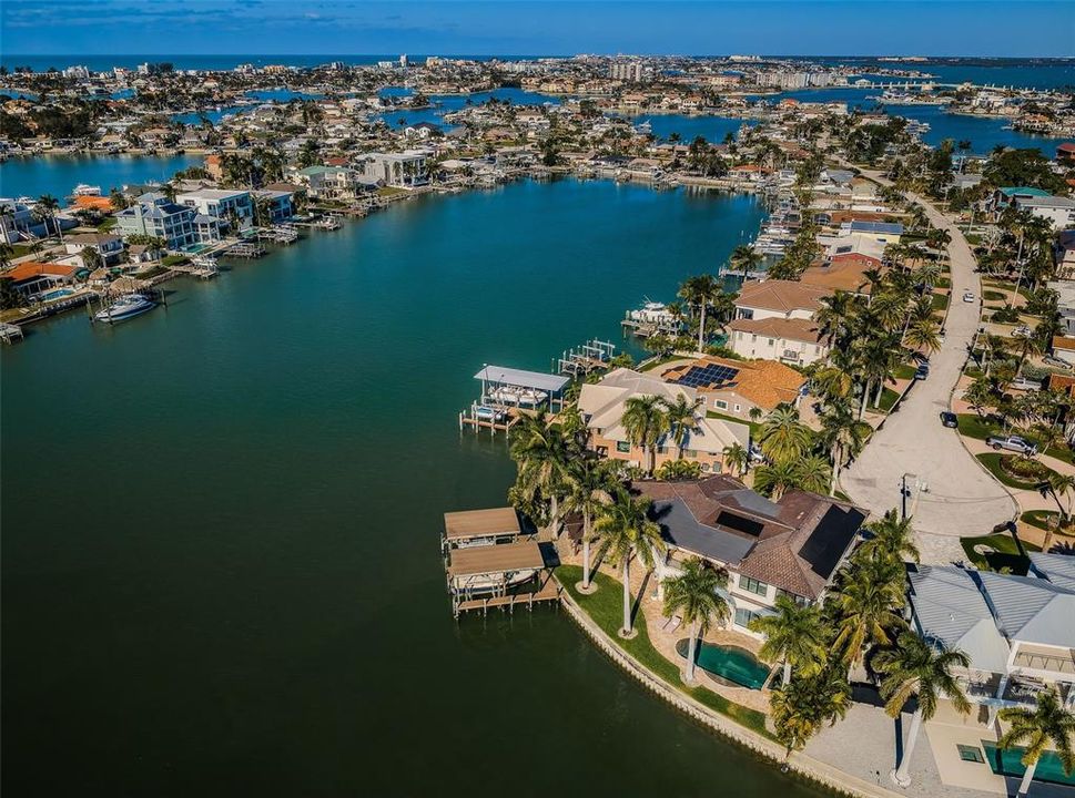 待售: $5,750,000 (5 贝兹, 4 浴室, 6032 平方英尺)