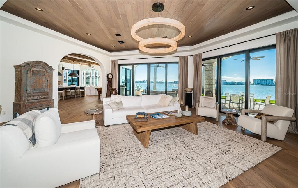 待售: $5,750,000 (5 贝兹, 4 浴室, 6032 平方英尺)