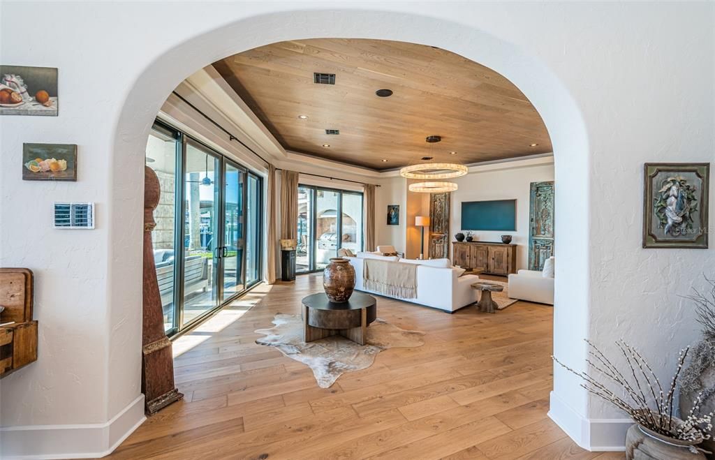 待售: $5,750,000 (5 贝兹, 4 浴室, 6032 平方英尺)