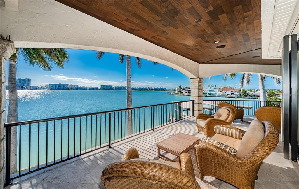 待售: $5,750,000 (5 贝兹, 4 浴室, 6032 平方英尺)