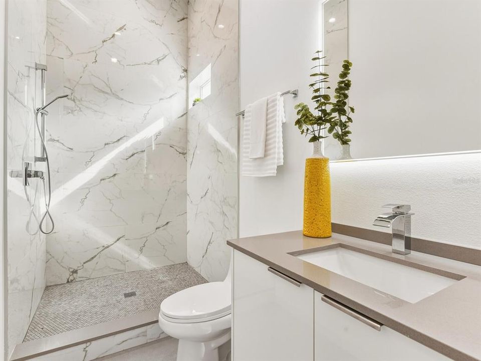 For Sale: $3,775,000 (4 beds, 4 baths, 3788 Square Feet)