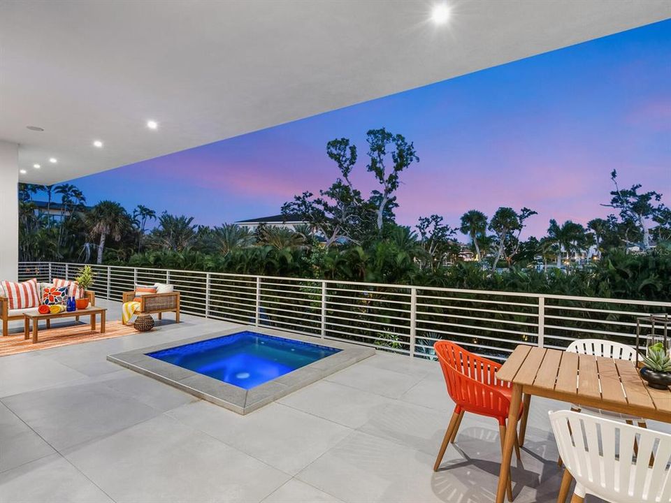 For Sale: $3,775,000 (4 beds, 4 baths, 3788 Square Feet)