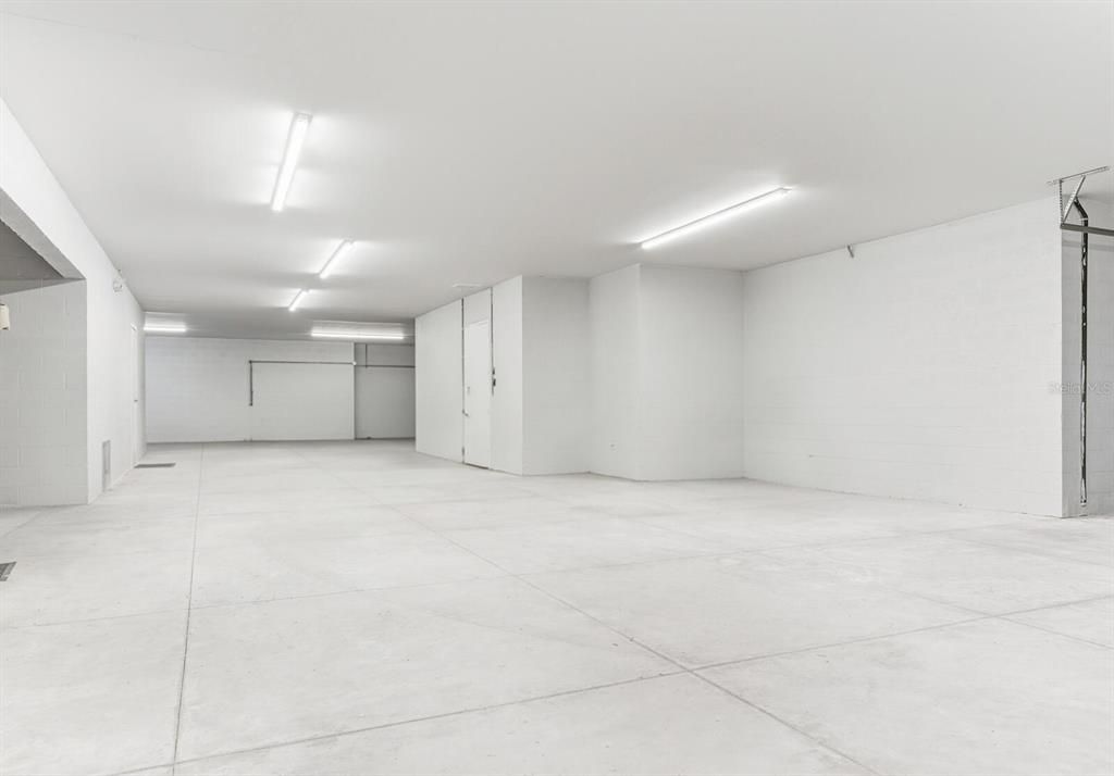 For Sale: $3,775,000 (4 beds, 4 baths, 3788 Square Feet)