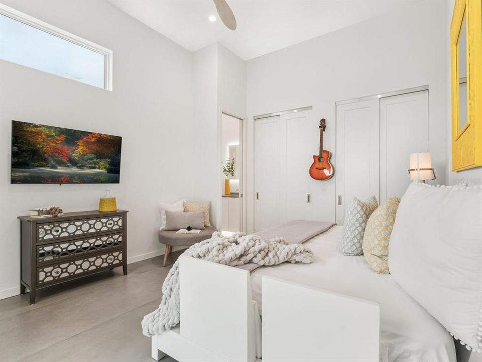 For Sale: $3,775,000 (4 beds, 4 baths, 3788 Square Feet)