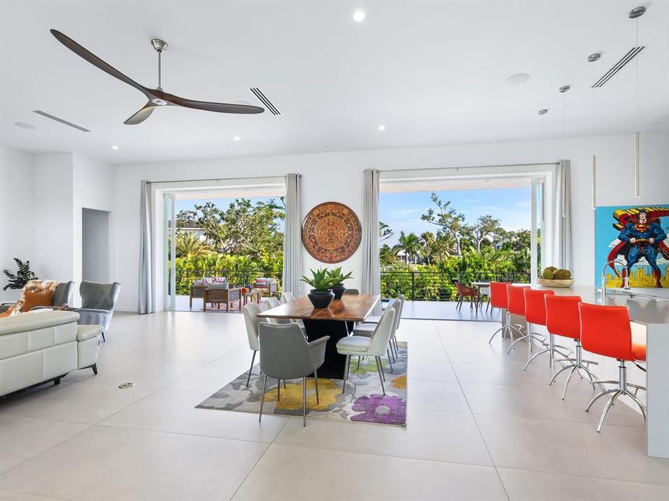 For Sale: $3,775,000 (4 beds, 4 baths, 3788 Square Feet)