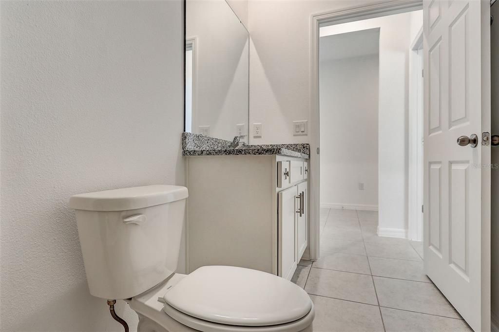 En Venta: $300,485 (3 camas, 2 baños, 1350 Pies cuadrados)