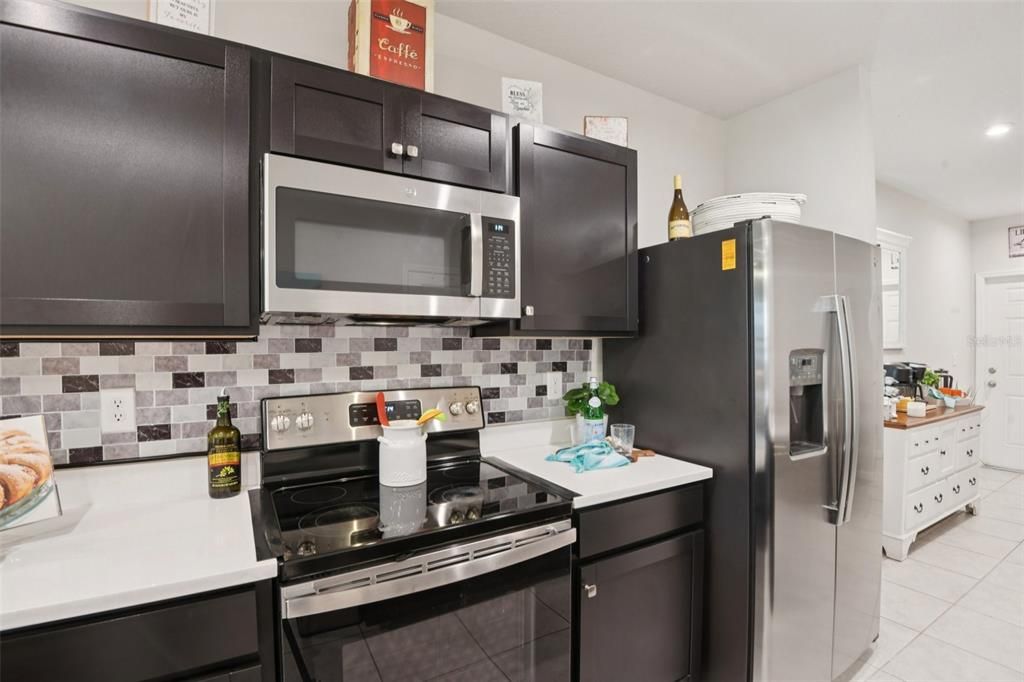 En Venta: $299,900 (3 camas, 2 baños, 1440 Pies cuadrados)