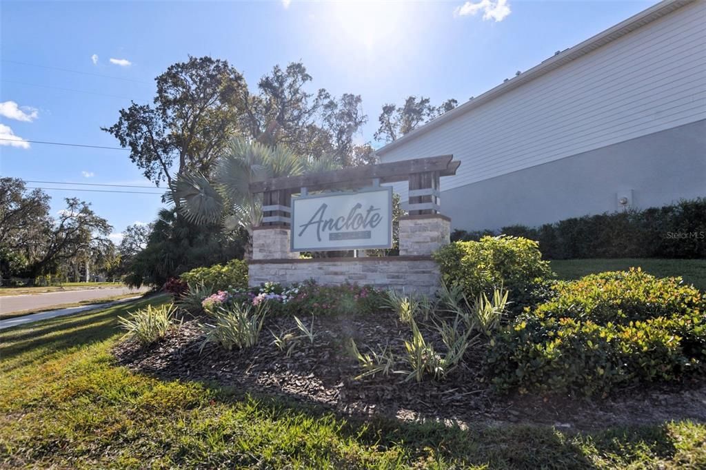 En Venta: $299,900 (3 camas, 2 baños, 1440 Pies cuadrados)