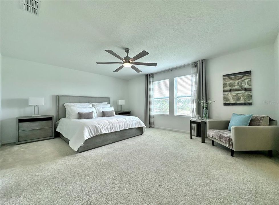 For Rent: $2,999 (4 beds, 2 baths, 2401 Square Feet)