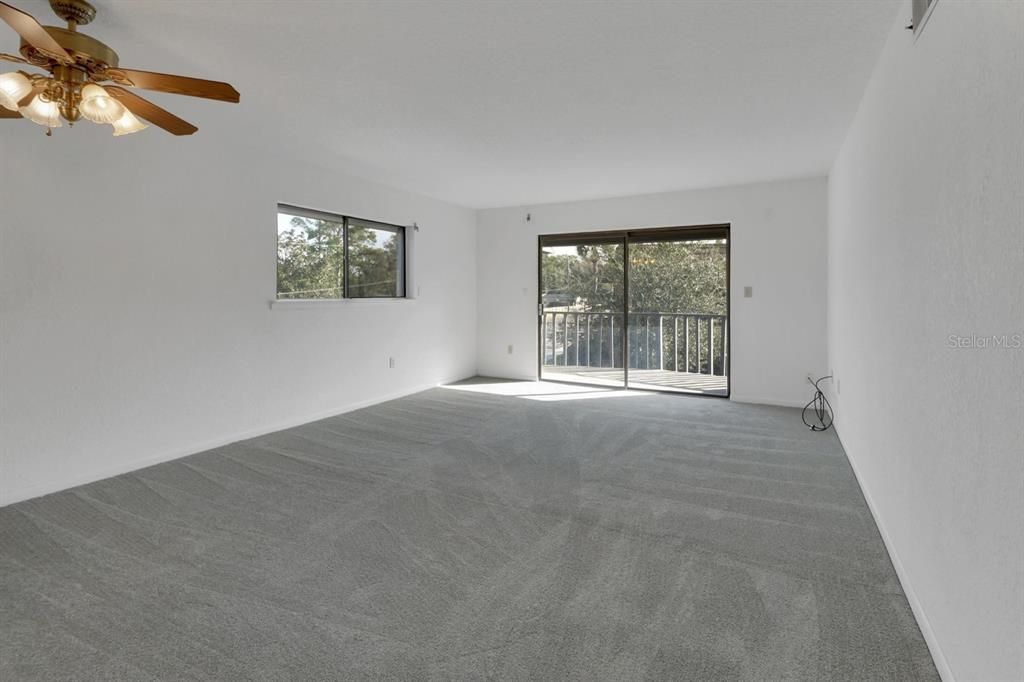 For Sale: $125,000 (2 beds, 2 baths, 1156 Square Feet)