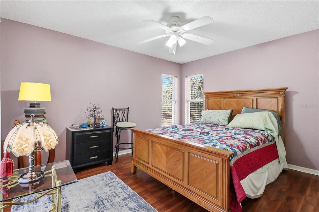 En Venta: $499,000 (3 camas, 2 baños, 2092 Pies cuadrados)