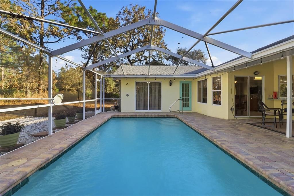 En Venta: $499,000 (3 camas, 2 baños, 2092 Pies cuadrados)