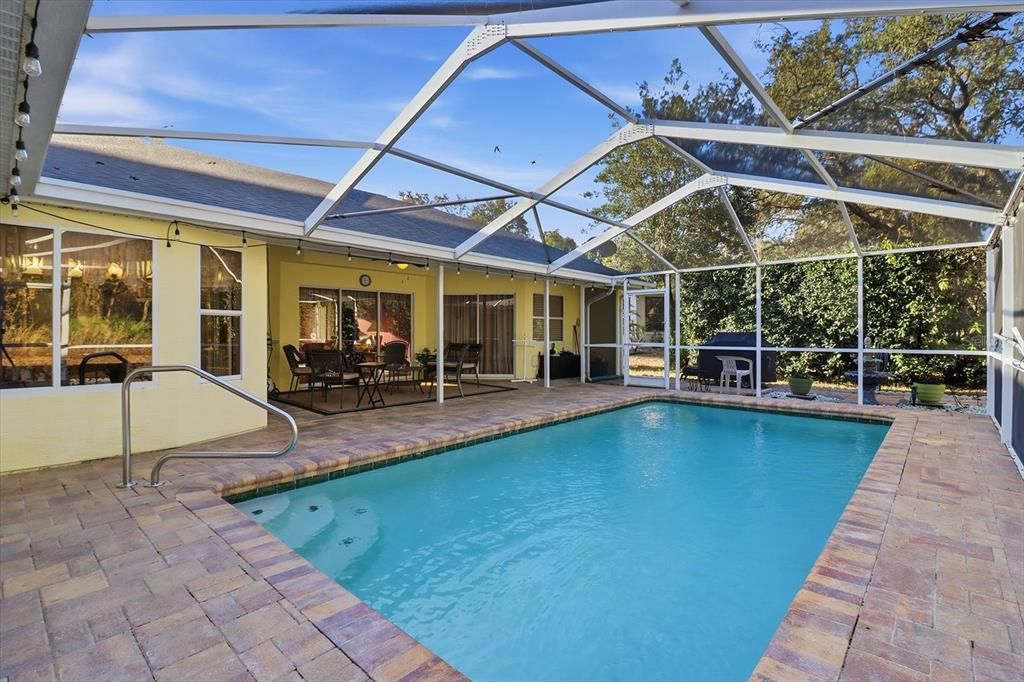 En Venta: $499,000 (3 camas, 2 baños, 2092 Pies cuadrados)