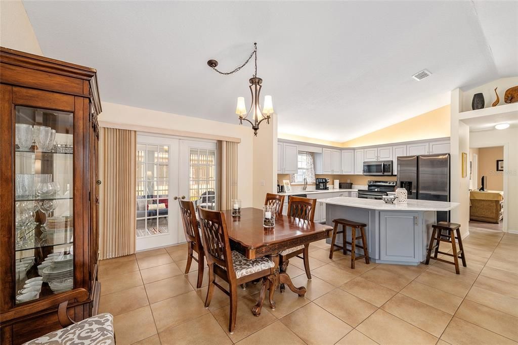 En Venta: $265,000 (2 camas, 2 baños, 1296 Pies cuadrados)