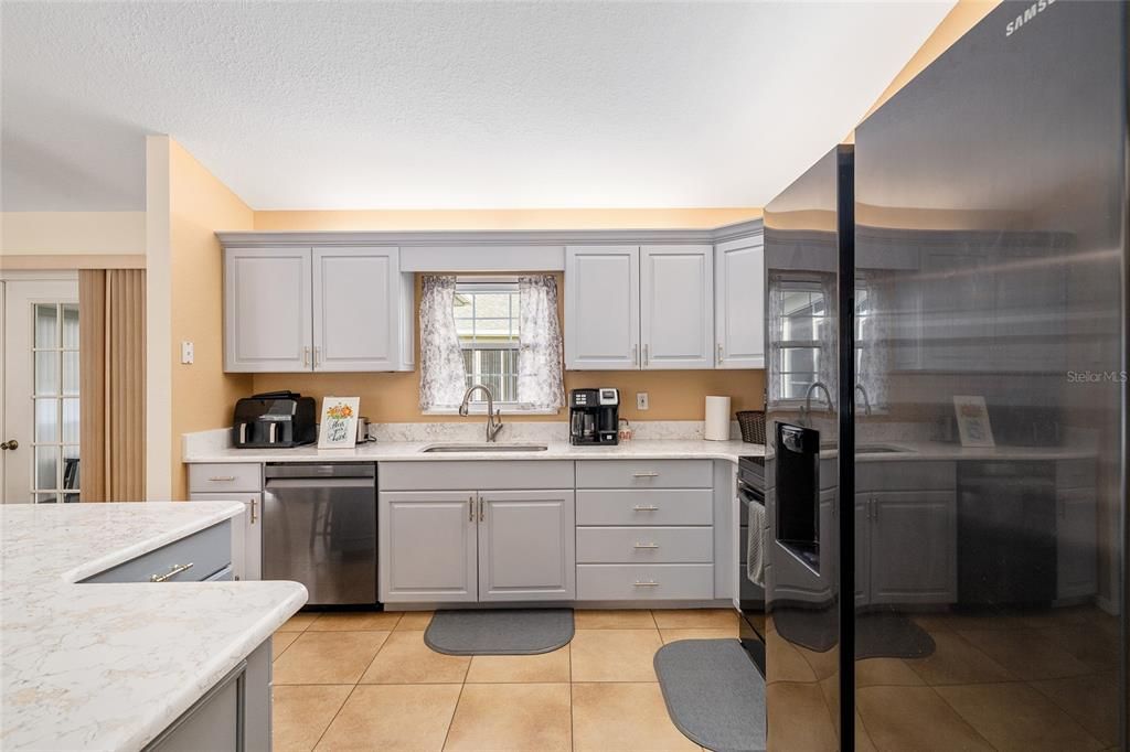 En Venta: $265,000 (2 camas, 2 baños, 1296 Pies cuadrados)