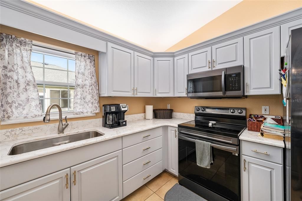 En Venta: $265,000 (2 camas, 2 baños, 1296 Pies cuadrados)