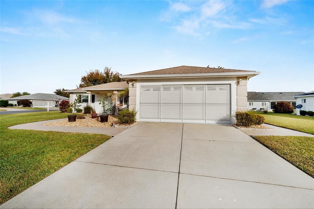 En Venta: $265,000 (2 camas, 2 baños, 1296 Pies cuadrados)