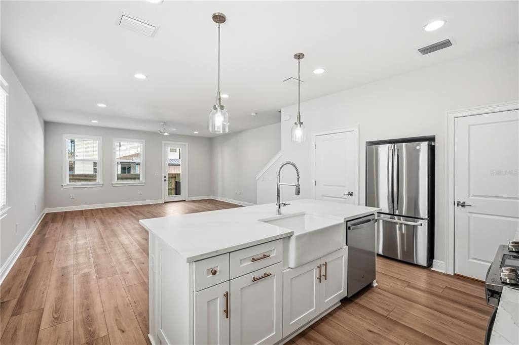 В аренду: $3,975 (3 спален, 2 ванн, 0 Квадратных фут)