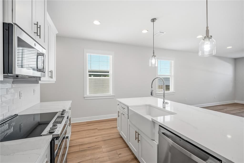 В аренду: $3,975 (3 спален, 2 ванн, 0 Квадратных фут)