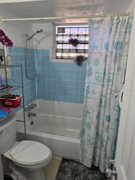 На продажу: $499,000 (4 спален, 2 ванн, 1512 Квадратных фут)