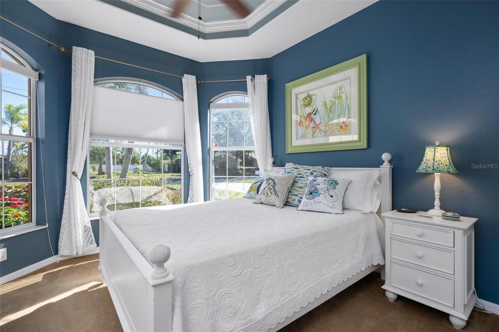 На продажу: $985,000 (3 спален, 2 ванн, 1972 Квадратных фут)