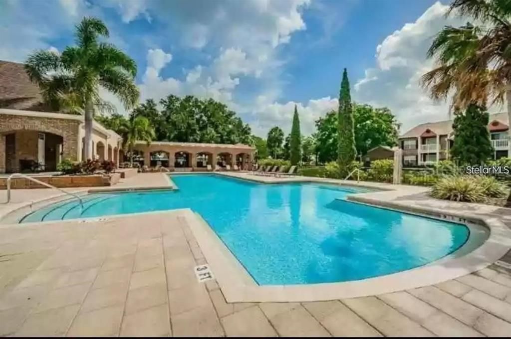 For Rent: $1,450 (1 beds, 1 baths, 642 Square Feet)