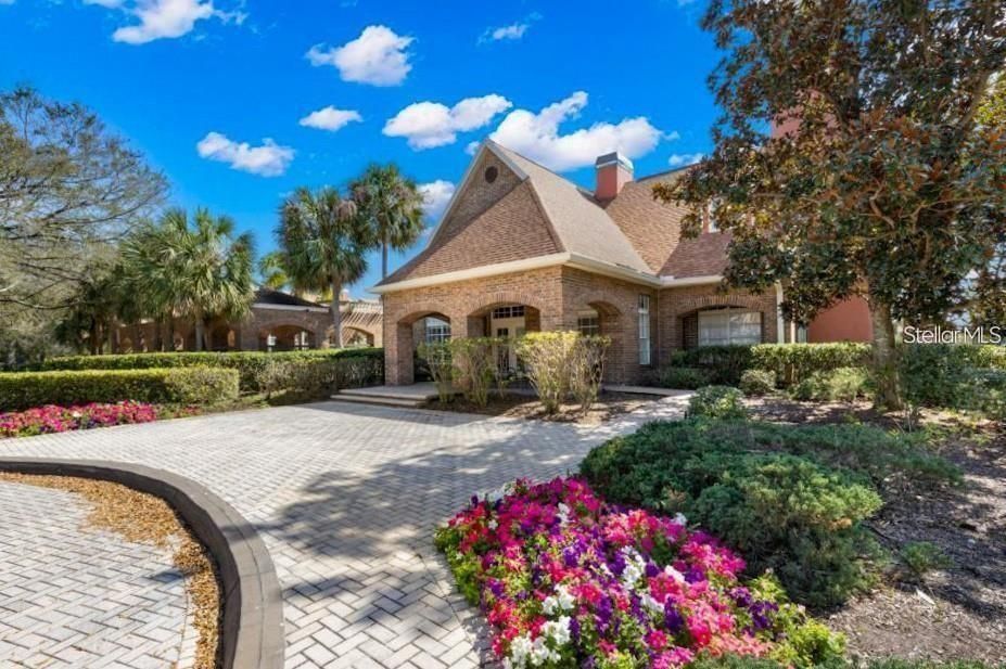 For Rent: $1,450 (1 beds, 1 baths, 642 Square Feet)