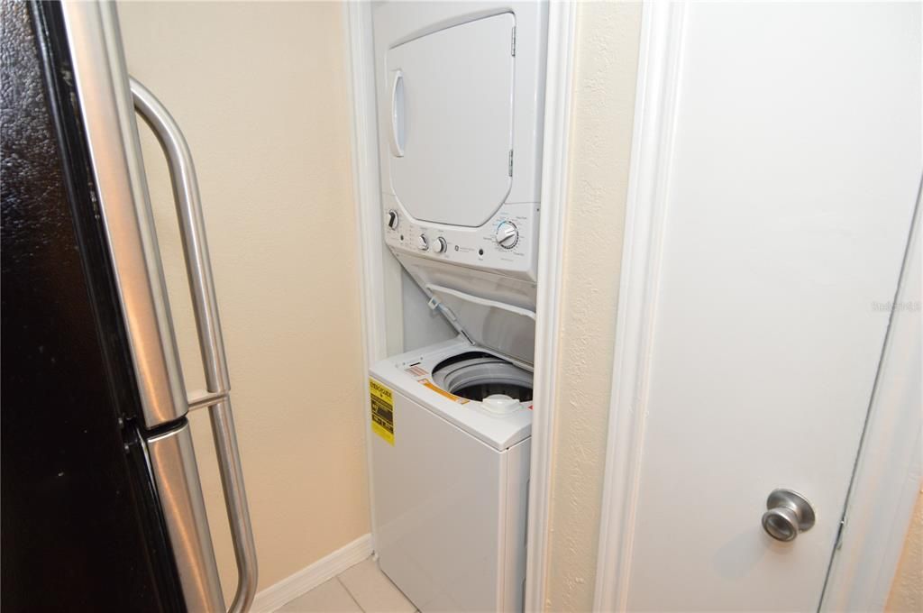 For Rent: $1,450 (1 beds, 1 baths, 642 Square Feet)