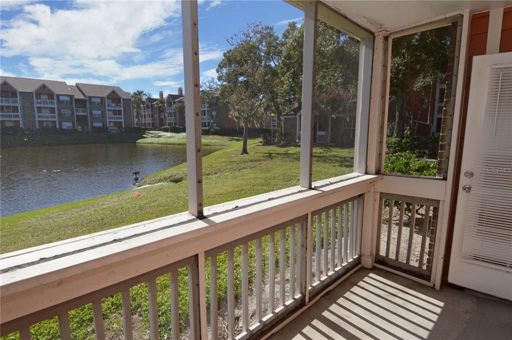 For Rent: $1,450 (1 beds, 1 baths, 642 Square Feet)