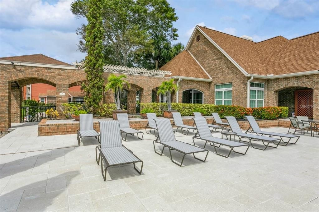 For Rent: $1,450 (1 beds, 1 baths, 642 Square Feet)