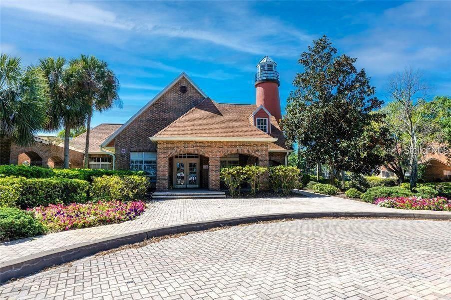 For Rent: $1,450 (1 beds, 1 baths, 642 Square Feet)