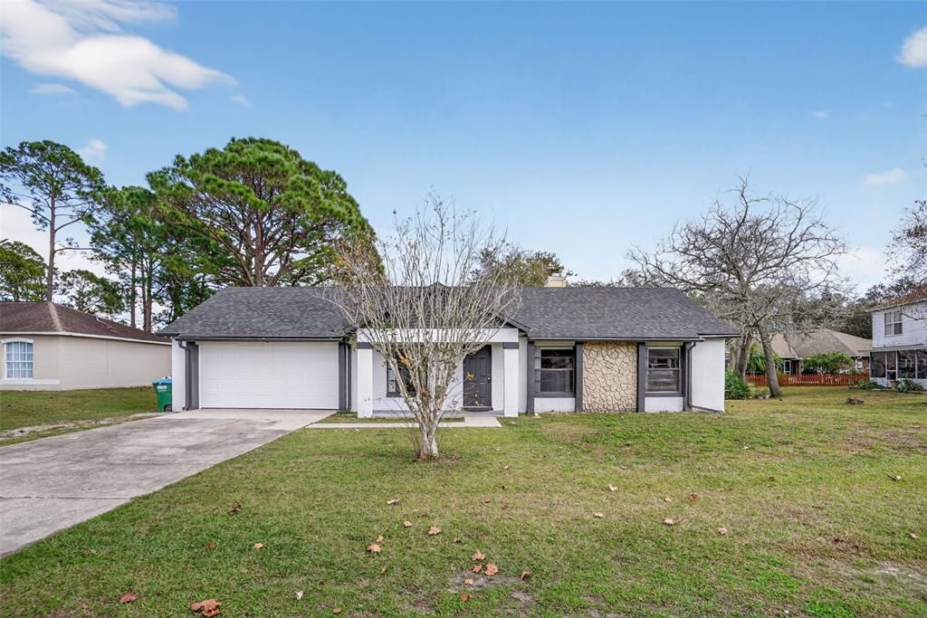 En Venta: $314,900 (4 camas, 2 baños, 1562 Pies cuadrados)