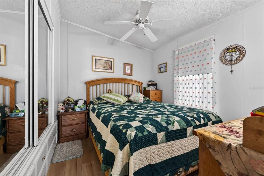 For Sale: $179,900 (2 beds, 2 baths, 756 Square Feet)