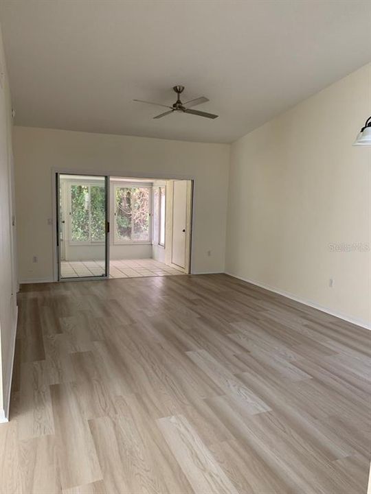 For Sale: $234,995 (2 beds, 2 baths, 1189 Square Feet)