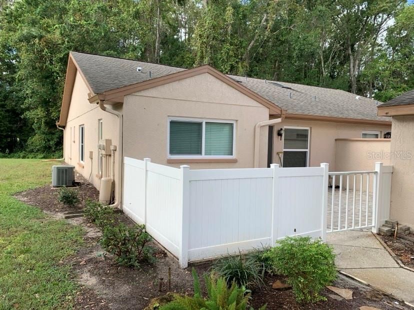 For Sale: $234,995 (2 beds, 2 baths, 1189 Square Feet)