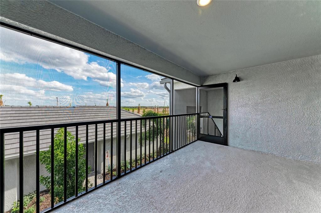 For Rent: $3,300 (2 beds, 2 baths, 1569 Square Feet)