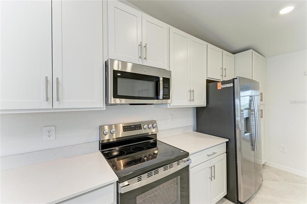 For Rent: $3,300 (2 beds, 2 baths, 1569 Square Feet)