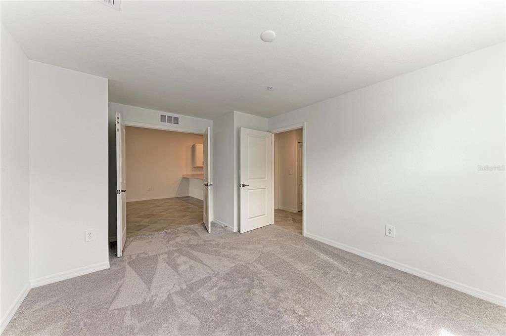 For Rent: $3,300 (2 beds, 2 baths, 1569 Square Feet)