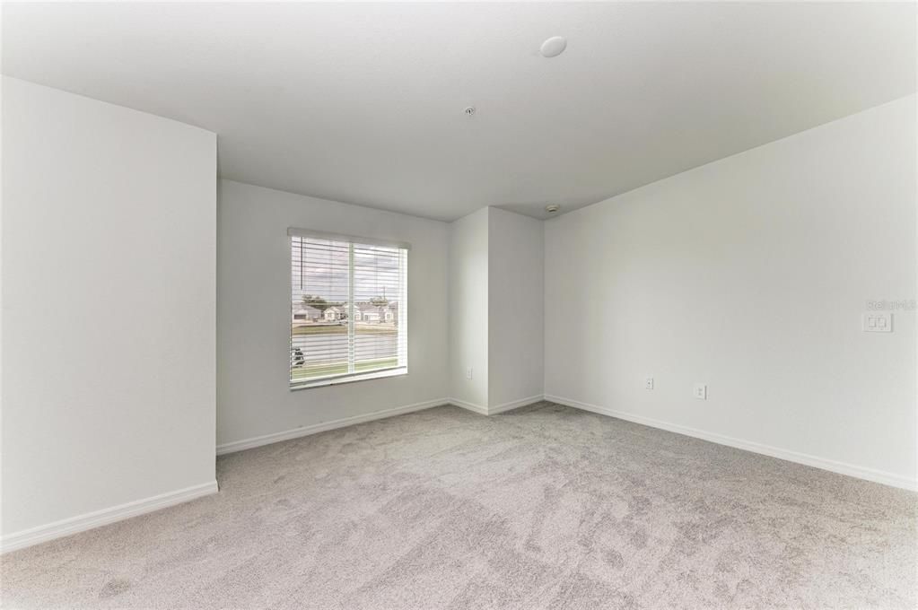 For Rent: $3,300 (2 beds, 2 baths, 1569 Square Feet)