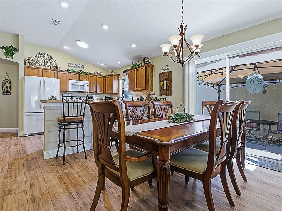 For Sale: $399,000 (3 beds, 2 baths, 1357 Square Feet)