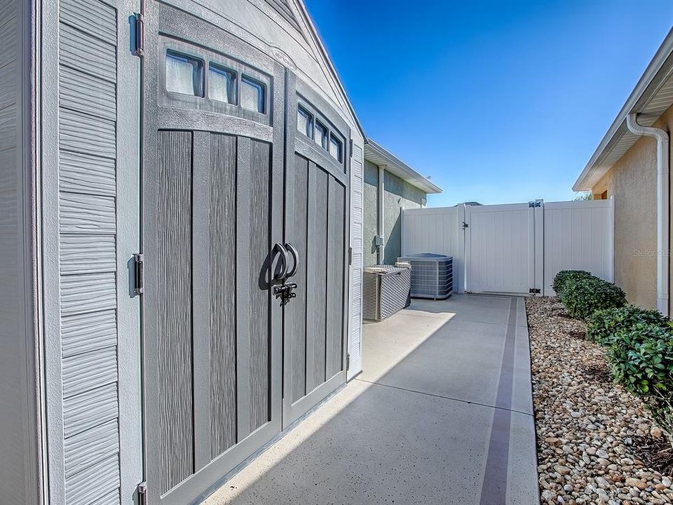 For Sale: $399,000 (3 beds, 2 baths, 1357 Square Feet)