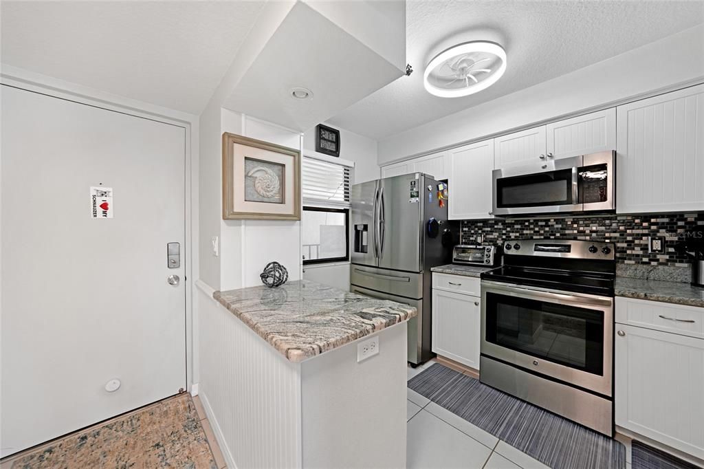 待售: $550,000 (2 贝兹, 2 浴室, 1222 平方英尺)