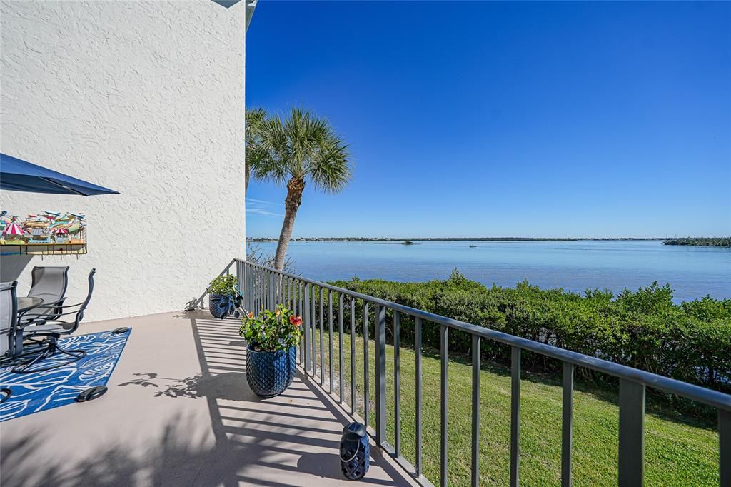 待售: $550,000 (2 贝兹, 2 浴室, 1222 平方英尺)