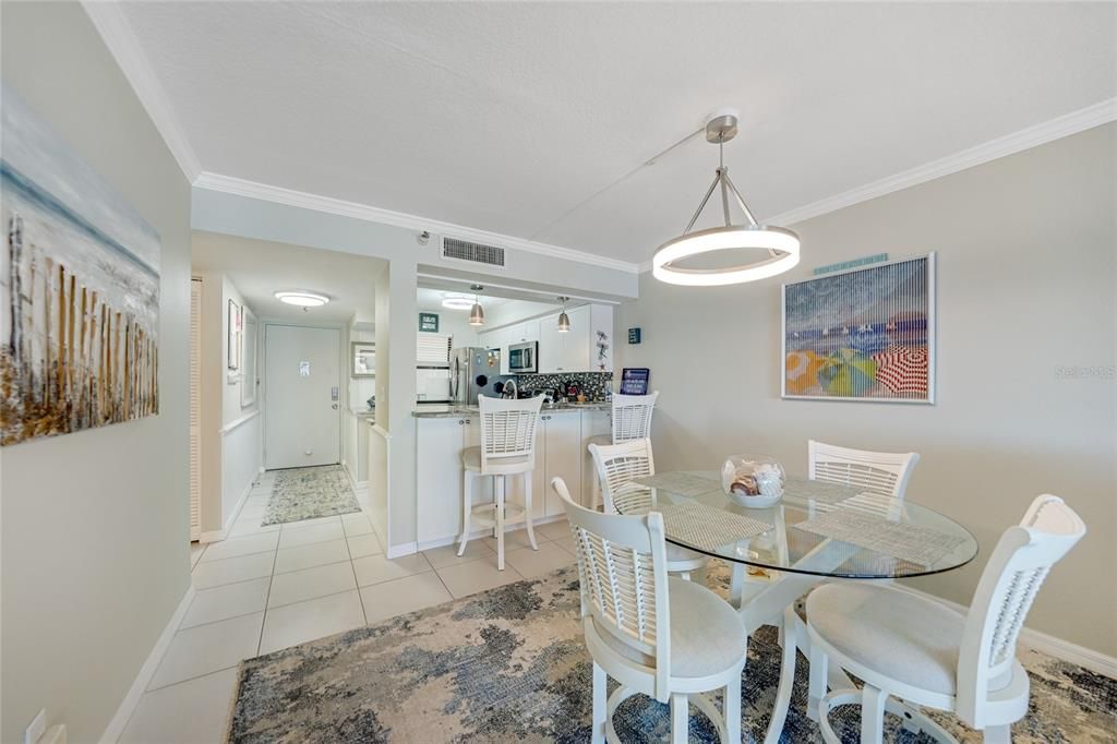 待售: $550,000 (2 贝兹, 2 浴室, 1222 平方英尺)