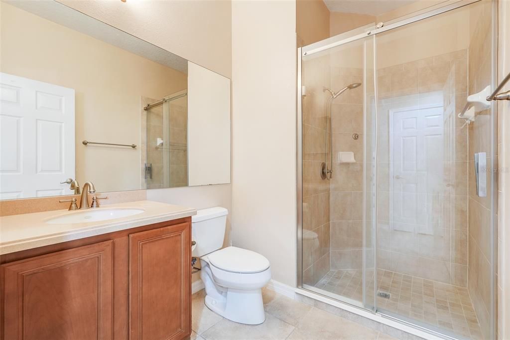 В аренду: $2,800 (5 спален, 3 ванн, 2917 Квадратных фут)