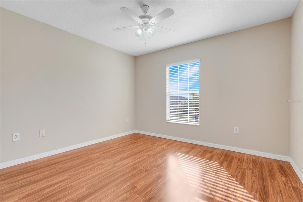 В аренду: $2,800 (5 спален, 3 ванн, 2917 Квадратных фут)