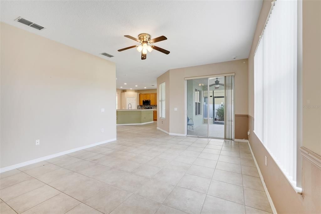 В аренду: $2,800 (5 спален, 3 ванн, 2917 Квадратных фут)