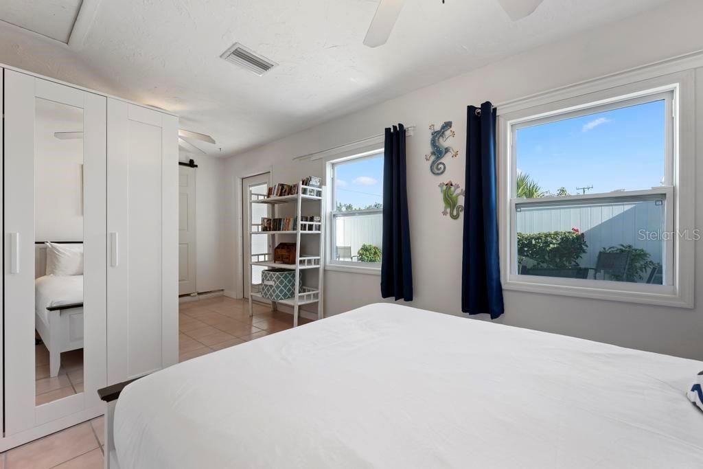 На продажу: $2,150,000 (5 спален, 0 ванн, 2188 Квадратных фут)