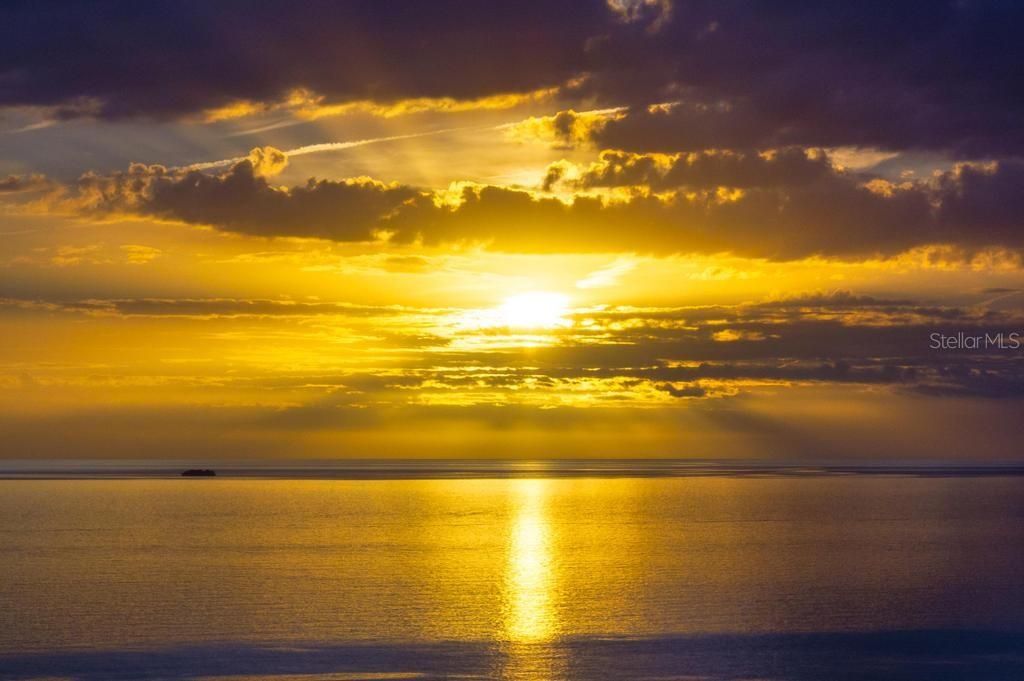 На продажу: $2,150,000 (5 спален, 0 ванн, 2188 Квадратных фут)