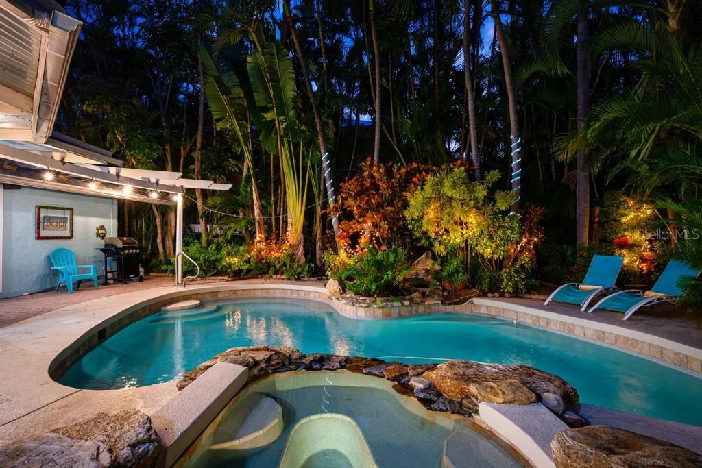 На продажу: $2,150,000 (5 спален, 0 ванн, 2188 Квадратных фут)